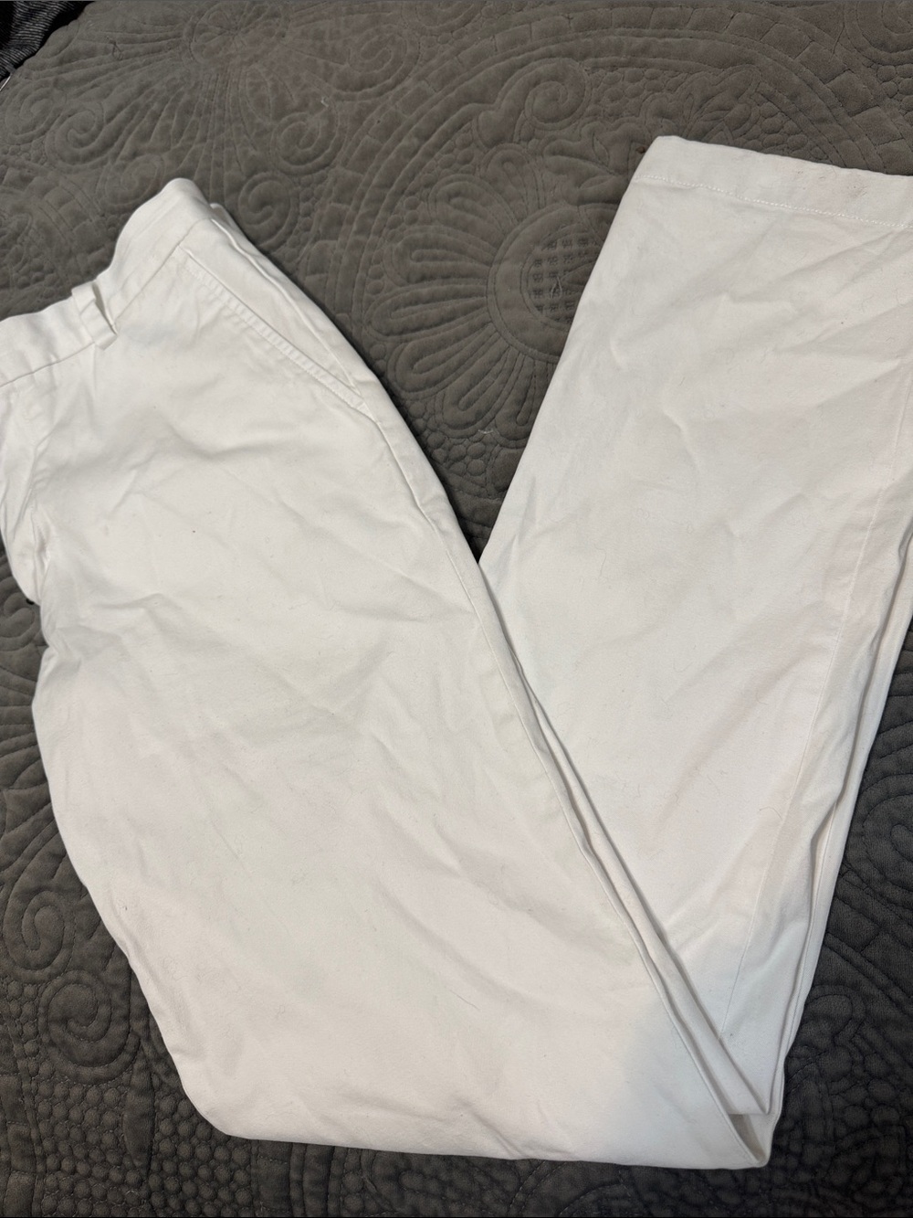 Vineyard Vines Men’s White Chino Pants 30x32